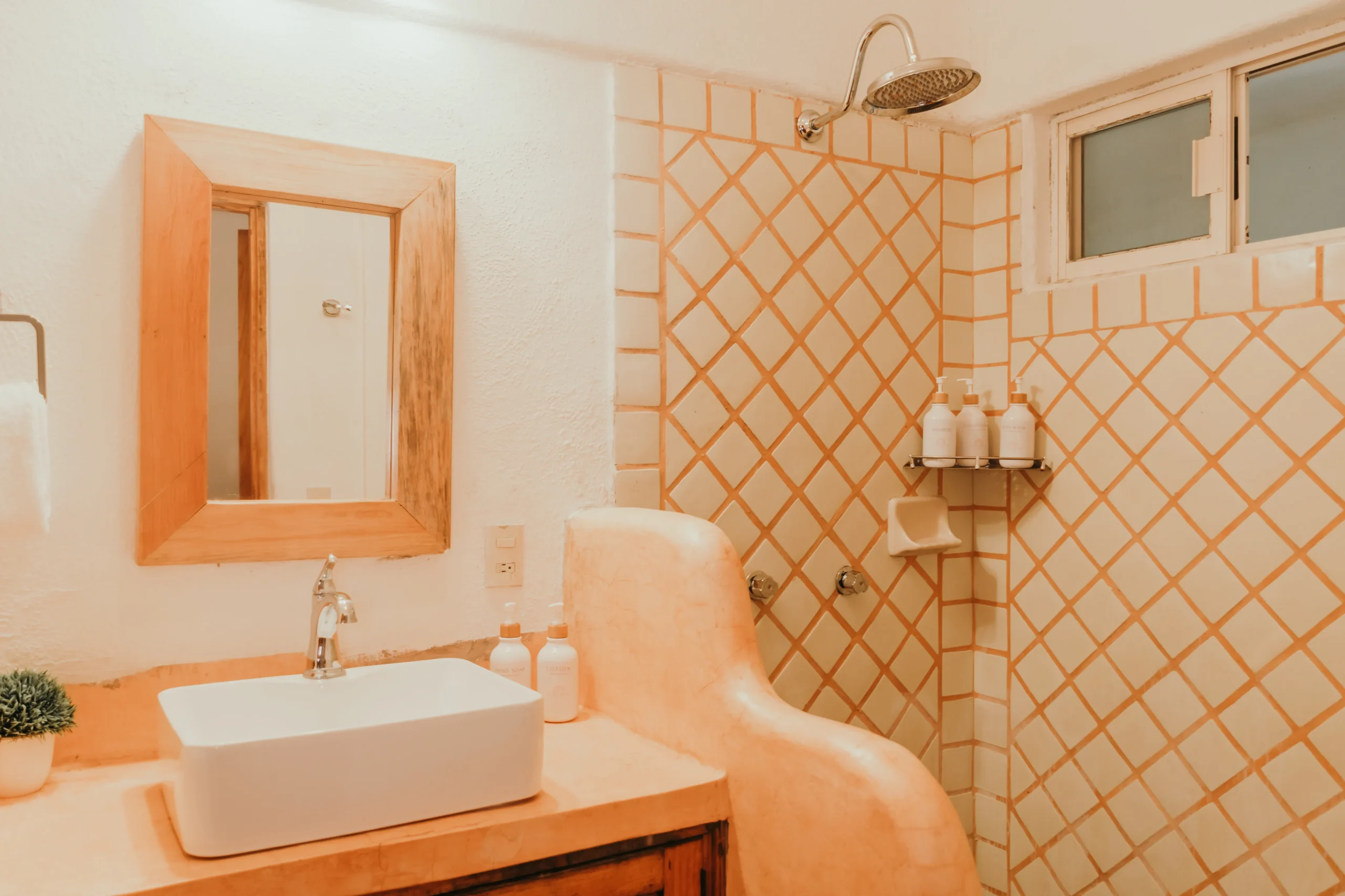 4. Twin_bathroom_familiar_baño_